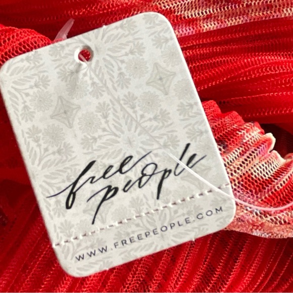 NWT Free People Red High Low Top - Picture 10 of 10